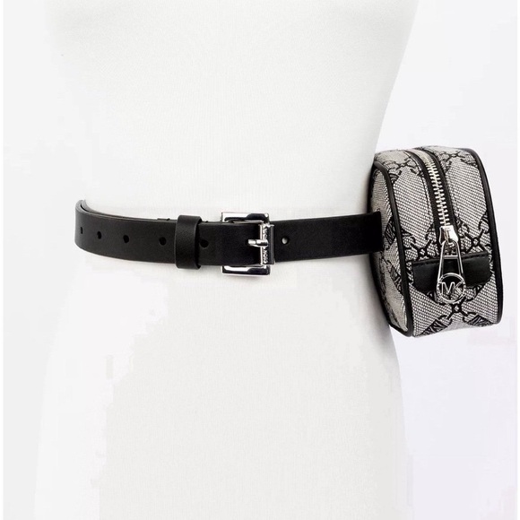 ❤️❤️❤️NEW Michael Kors Mini Belt Bag ❤️❤️❤️ - Picture 14 of 15